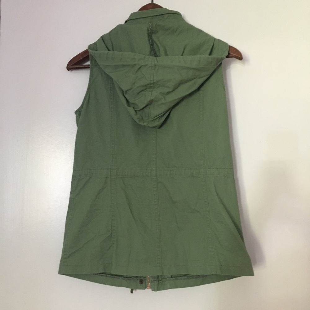 Cargo vest - Picture 2 of 2